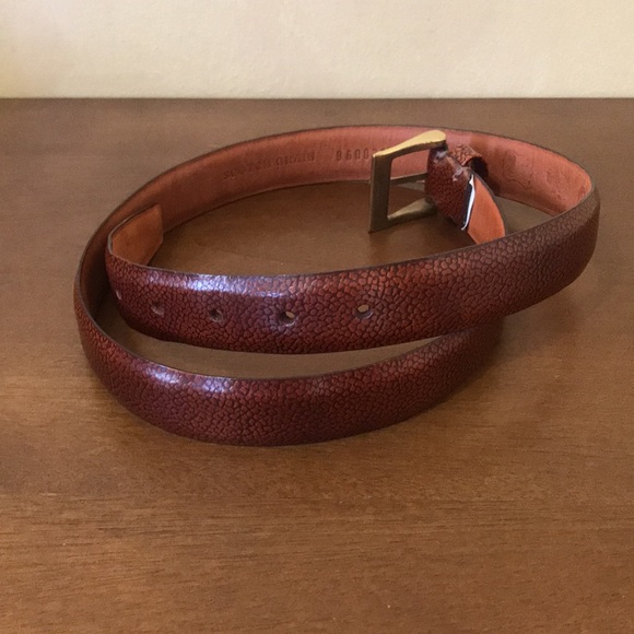 Brown Scotch Grain Belt Genuine Leather Made in Canada, Size 34, Brass Buckle - Picture 3 of 9